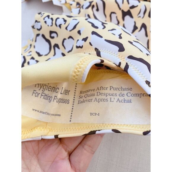 Onia Betty cut out one piece swimsuit leopard - Picture 6 of 9